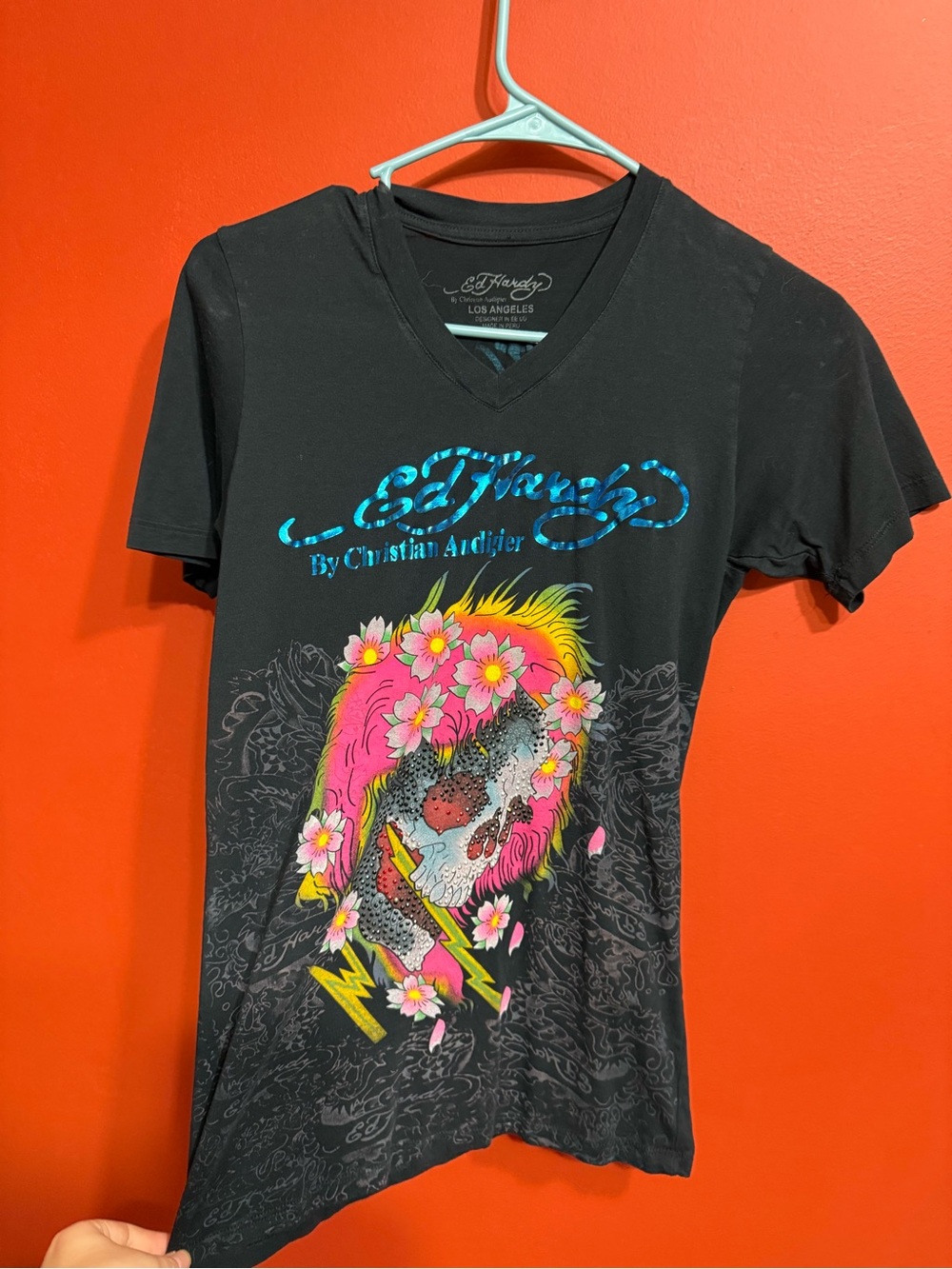 Ed Hardy Women’s Black V-Neck Graphic T-Shirt with Pink Floral Skull